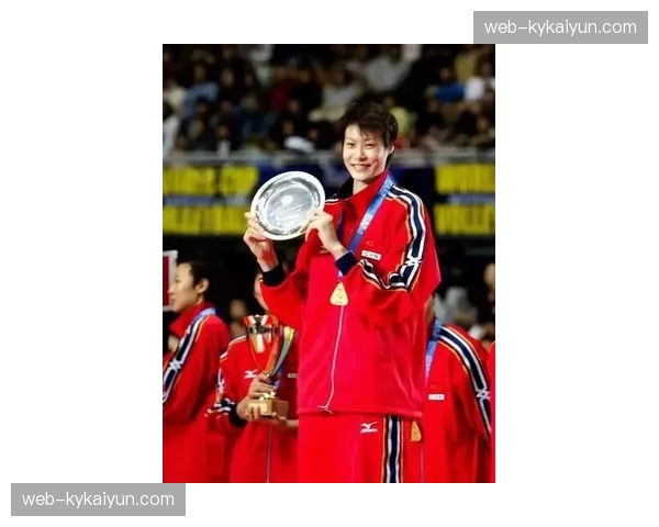 从垒球赛场到外科手术台——一位退役运动员的双重人生